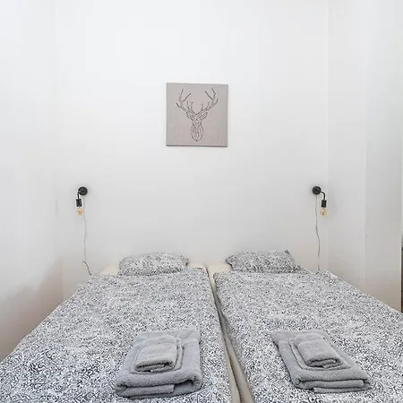 Beautiful Apartment *